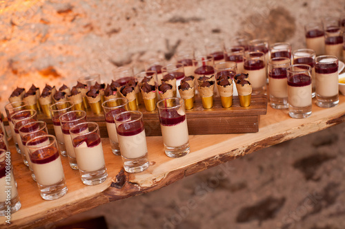 Obraz na płótnie dessert w salonie