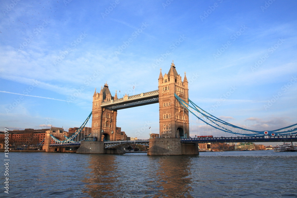 Obraz premium Tower Bridge - London - UK