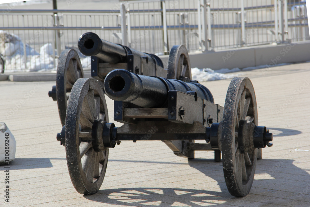 Historische Kanonen am Leutturm Rostock Warnemünde