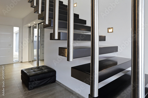 Wallpaper Mural architecture escalier moderne intérieur maison design  Torontodigital.ca