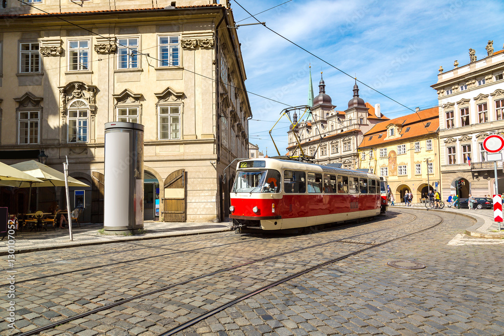 Fototapeta premium Old tram in Prague