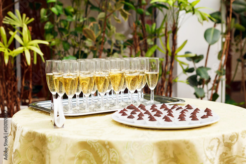 many of the champagne glasses on the table. Soft Focus, Selectiv