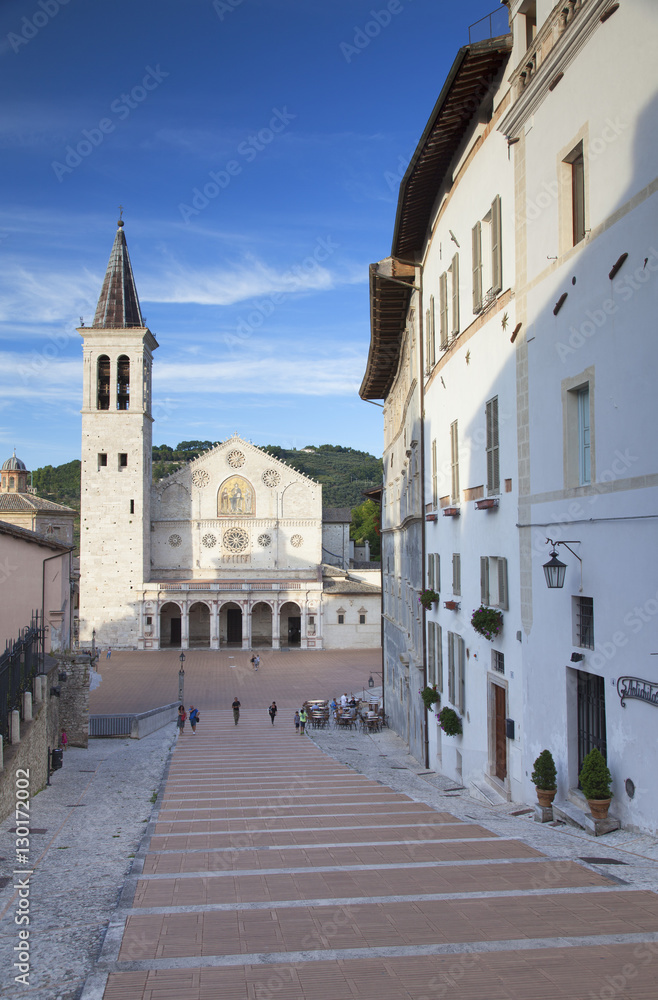 Duomo (Cathedral) in Piazza del Duomo, Spoleto, Umbria Duomo (Cathedral) in Piazza del Duomo, Spoleto, Umbria