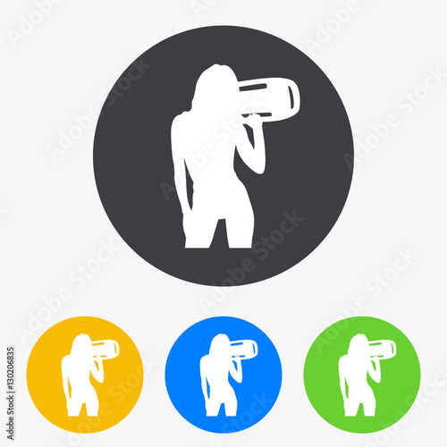 Icono plano silueta mujer vigilante playa en circulo varios colores