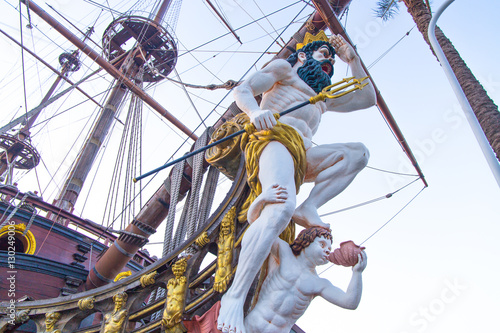 Slika na platnu Close up of figurehead on Pirate Ship