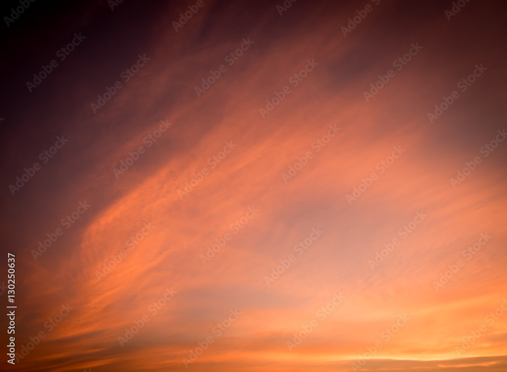 Obraz premium Dramatic cloud sunset orange tone
