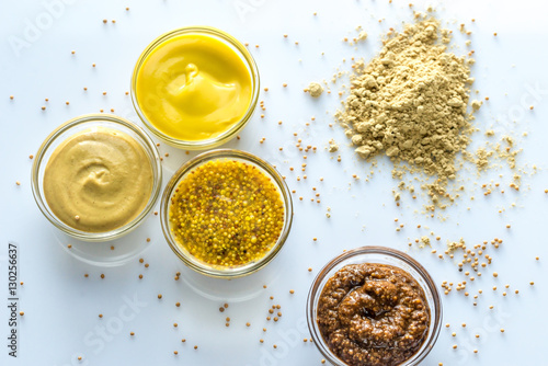 Photo Different kinds of mustard
