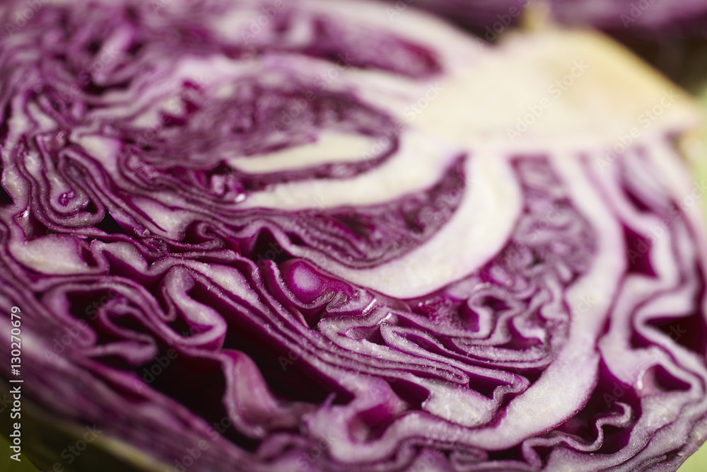 Obraz premium a head of red cabbage sliced in half