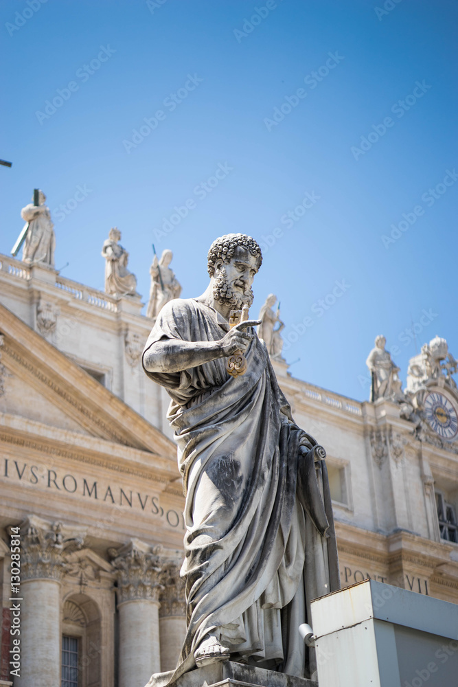 Obraz premium Statue of St Peter