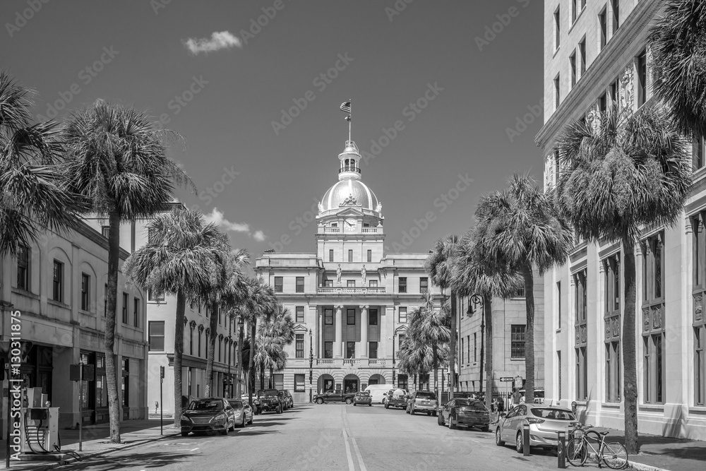 The golden dome of the Savannah City Hall in Savannah