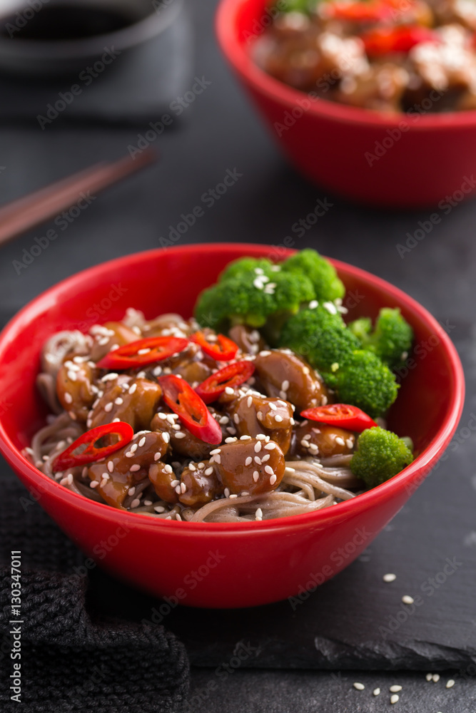 soba noodle with teriyaki chicken and broccoli soba noodle with teriyaki chicken and broccoli