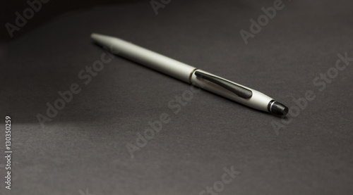 Elegant pen