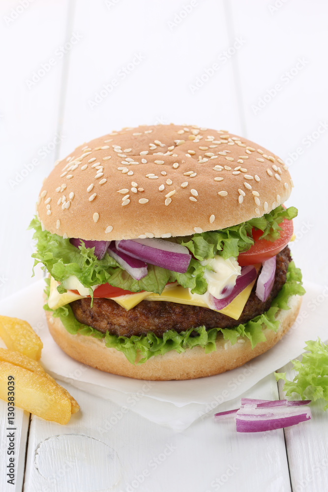 Cheeseburger Hamburger Textfreiraum Copyspace Fleisch Käse Toma Cheeseburger Hamburger Textfreiraum Copyspace Fleisch Käse Toma
