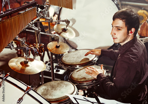 Fotografie, Obraz The musician at the rehearsal.