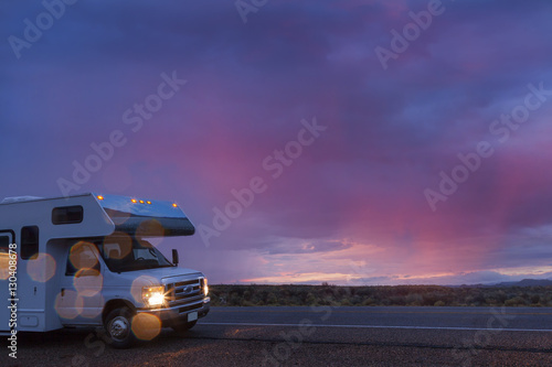 Mit dem Wohnmobil unterwegs in Utah - Ein Erlebnis der anderen Art, Sonnenuntergang, Gewitter, Gewitterwolken