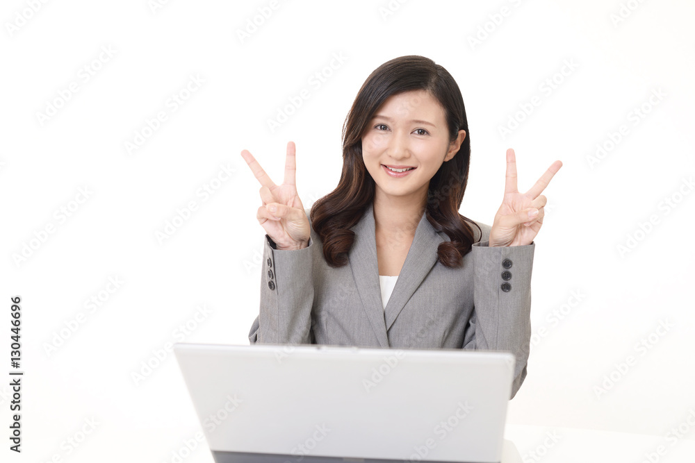笑顔のビジネスウーマン