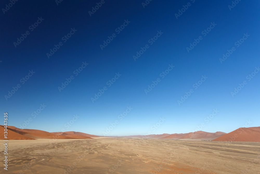 Sand Dunes at Sossusvlei, Namibia Sand Dunes at Sossusvlei, Namibia