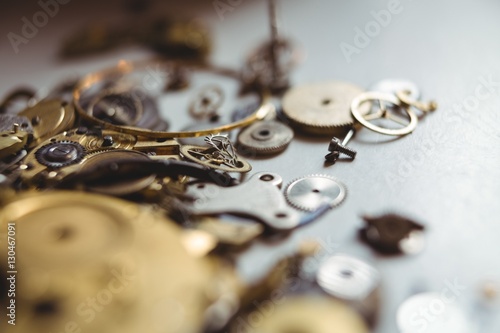 Wallpaper Mural Clocks part on table Torontodigital.ca