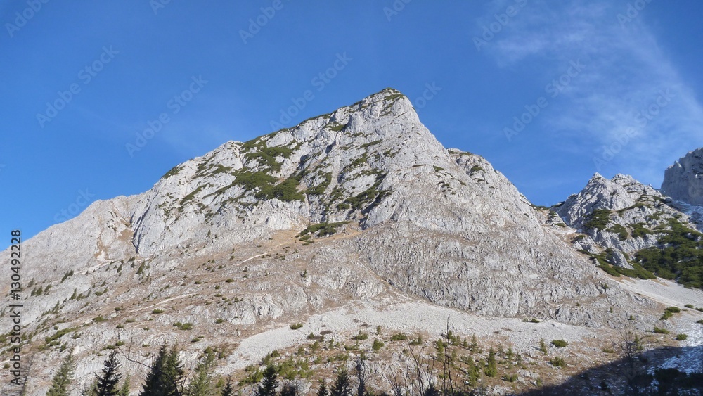 early winter trekking in beautiful salzkammergut