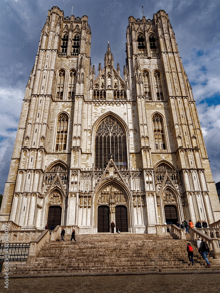 Fototapeta premium Cathedral building