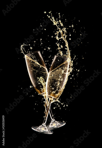Fotografija Two glasses of champagne over black background