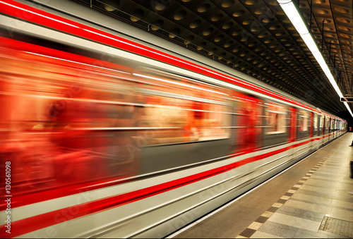 Metro chasing underground station