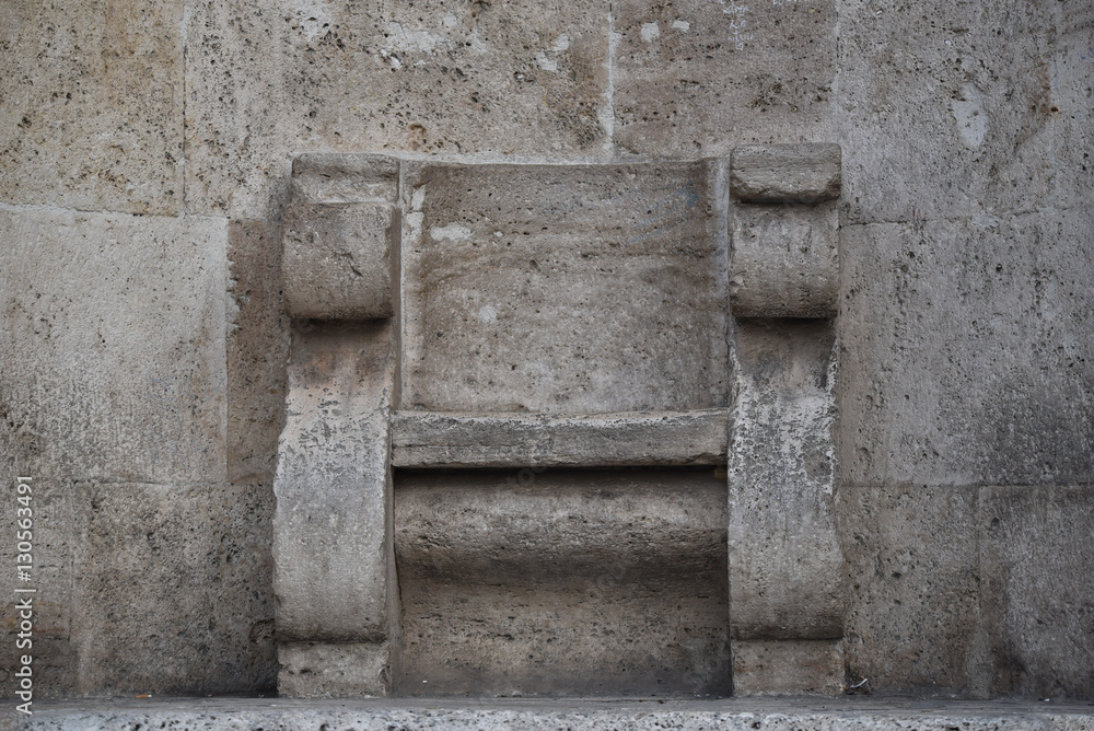 Exterior travertine throne, Cathedral of Saint Emidio, Ascoli Piceno, Italy Exterior travertine throne, Cathedral of Saint Emidio, Ascoli Piceno, Italy
