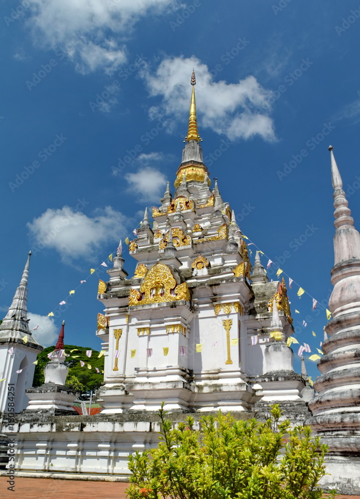 Fototapeta premium Chaiya pagoda temple.