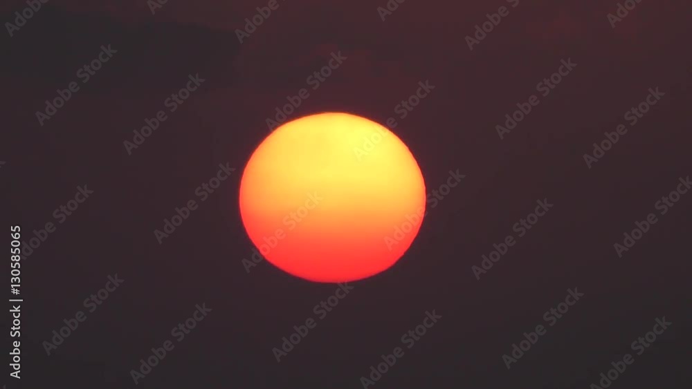 那覇空港から見る夕陽
那覇空港から見る夕陽