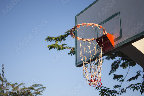 Konstfotografi The basketball hoop dilapidated need of repair.