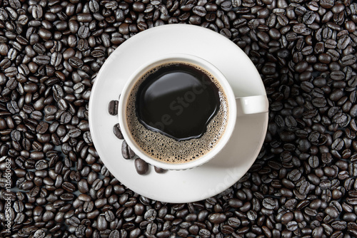 coffee cup and coffee beans © somchaichoosiri