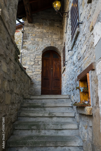 Fototapeta Naklejka Na Ścianę i Meble -  Antiche case in antico borgo di montagna