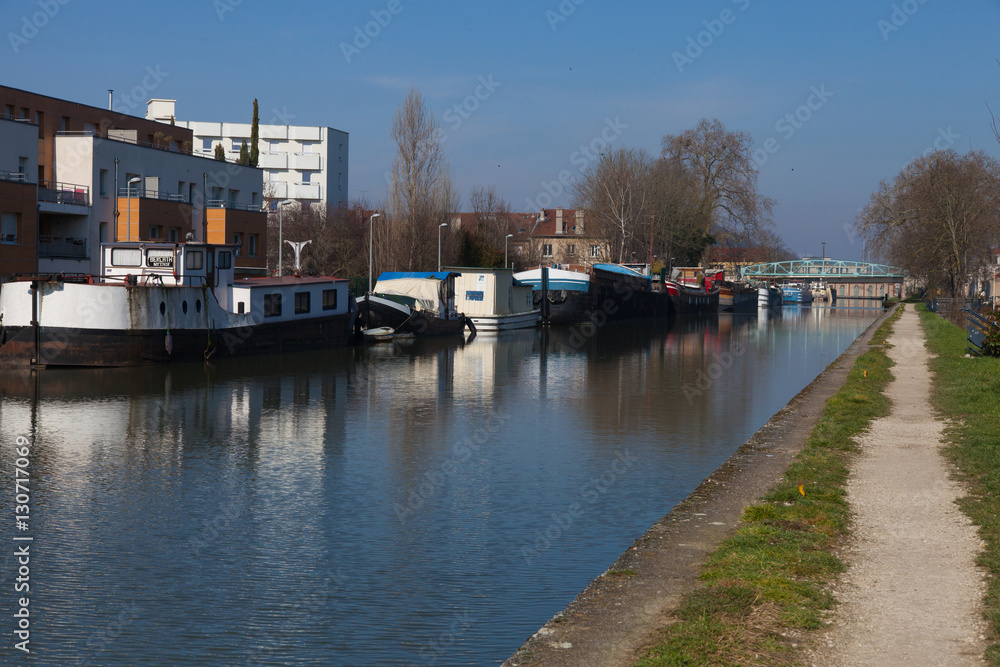 Balade de long des rives de la Meurthe et ses canaux - Nancy