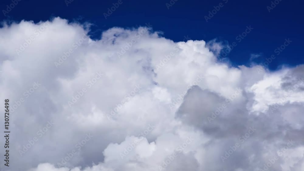 青空と雲の動き 青空と雲の動き