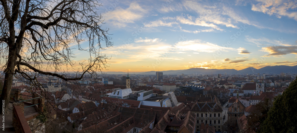 Panorama Blick vom Schlossberg Graz auf Innenstadt,City