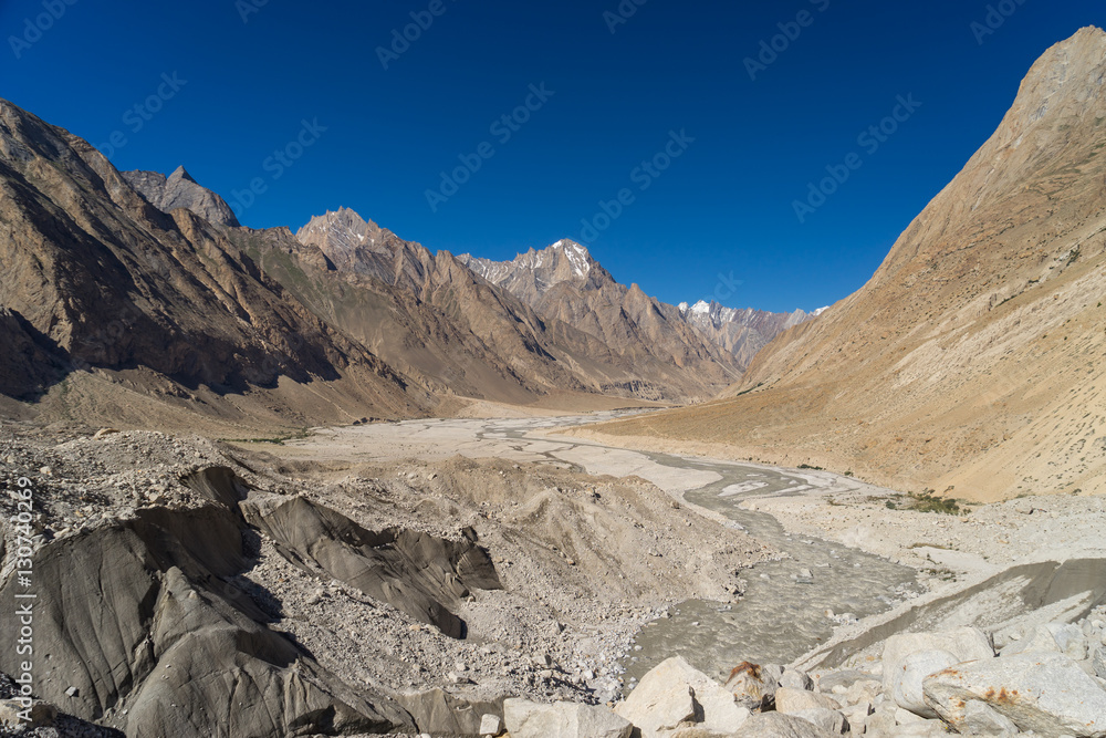 Obraz premium K2 trekking route landscape and Baltoro glacier, Skardu, Gilgit,
