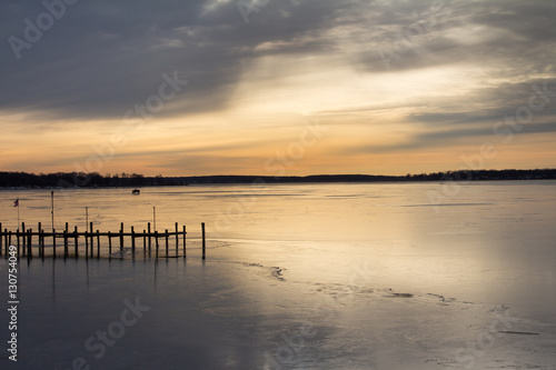 Fototapeta Naklejka Na Ścianę i Meble -  Frozen river at sunrise