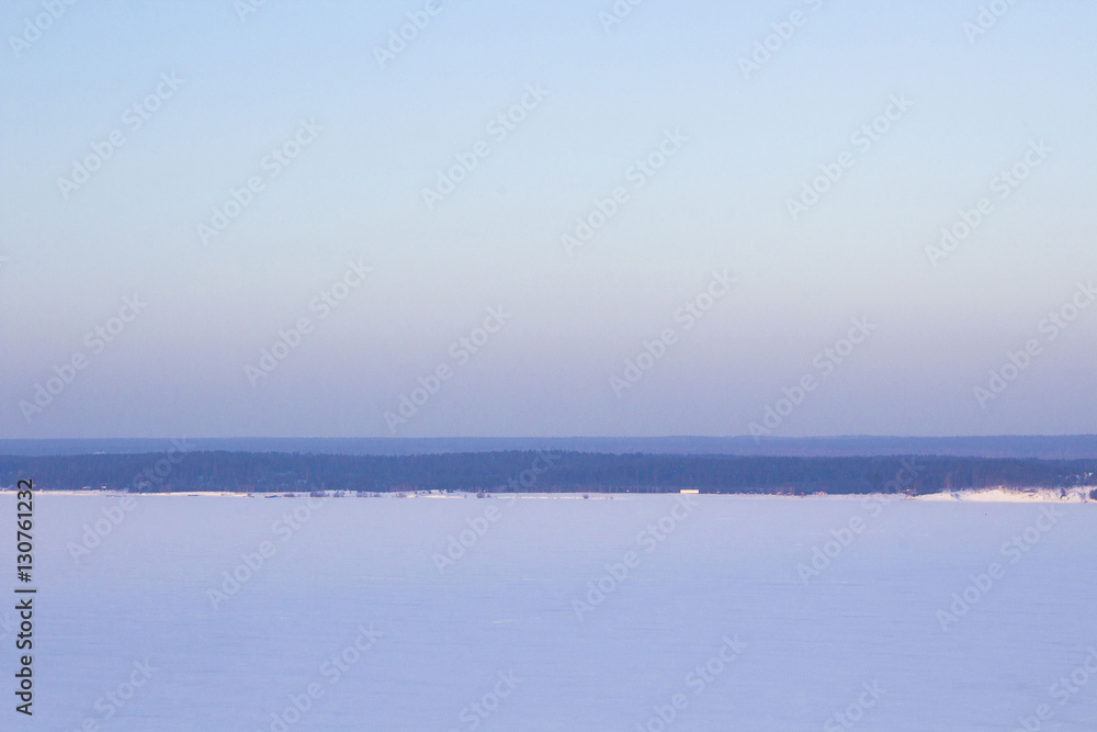 Obraz premium Grand River Covered Snow at Winter Season.