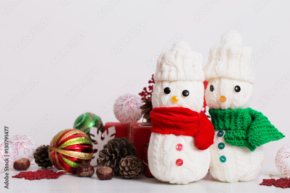 snowmen decoration with red gift box snowmen decoration with red gift box