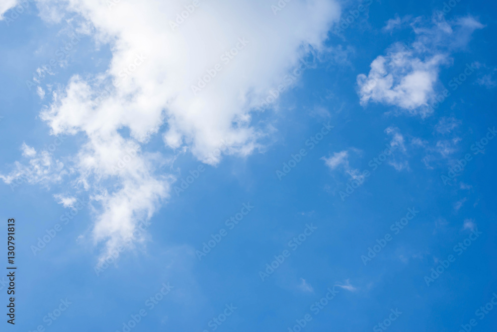 Obraz premium Beautiful blue sky