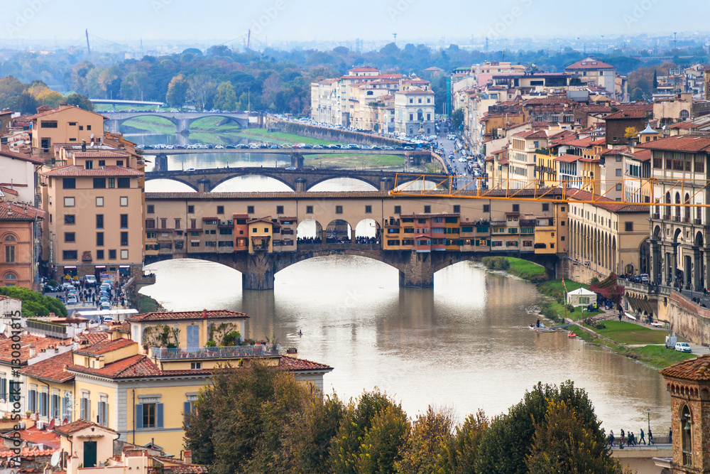 above view of ponte vecchio on Arno River