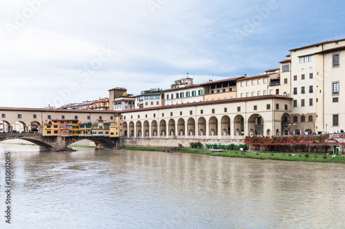 vasari corridor and ponte vecchio over Arno
