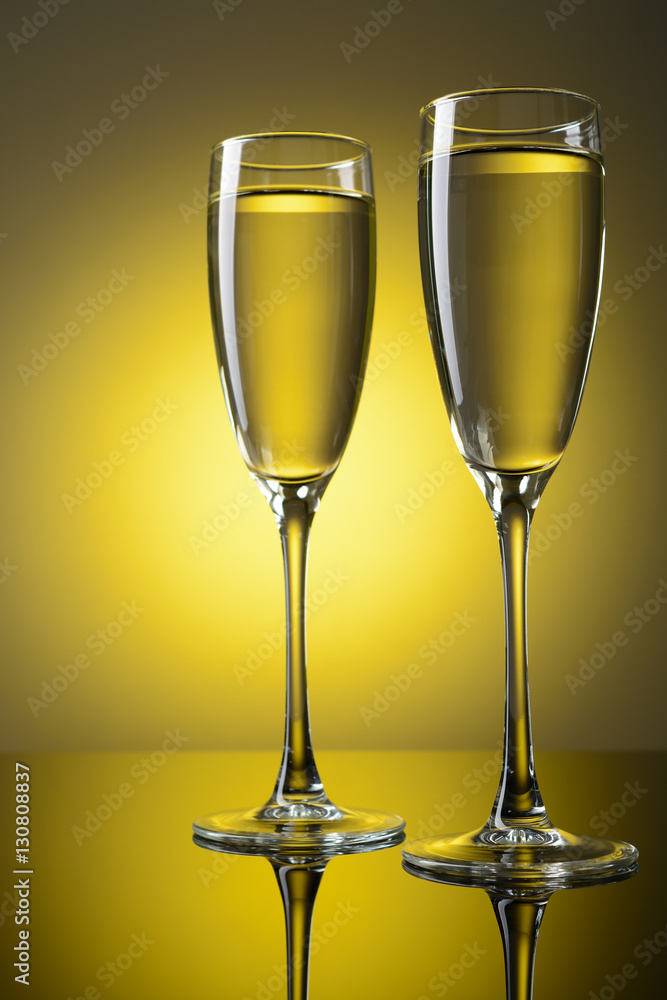 Two wine glasses with champagne