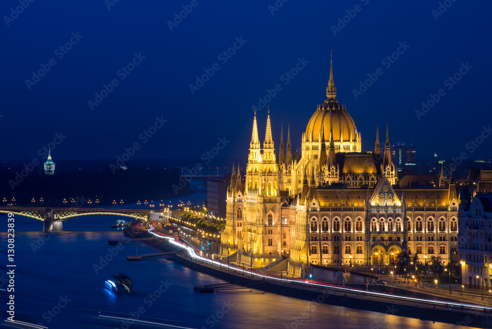 Obraz premium Parliament of Hungary in Budapest