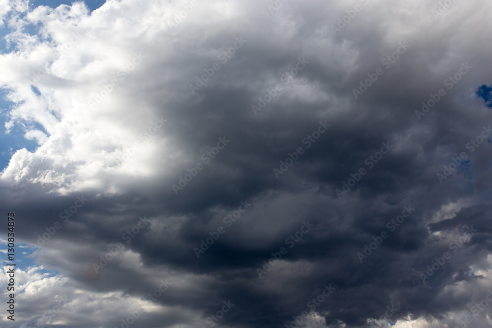 Fototapeta premium clouds in the sky as the background