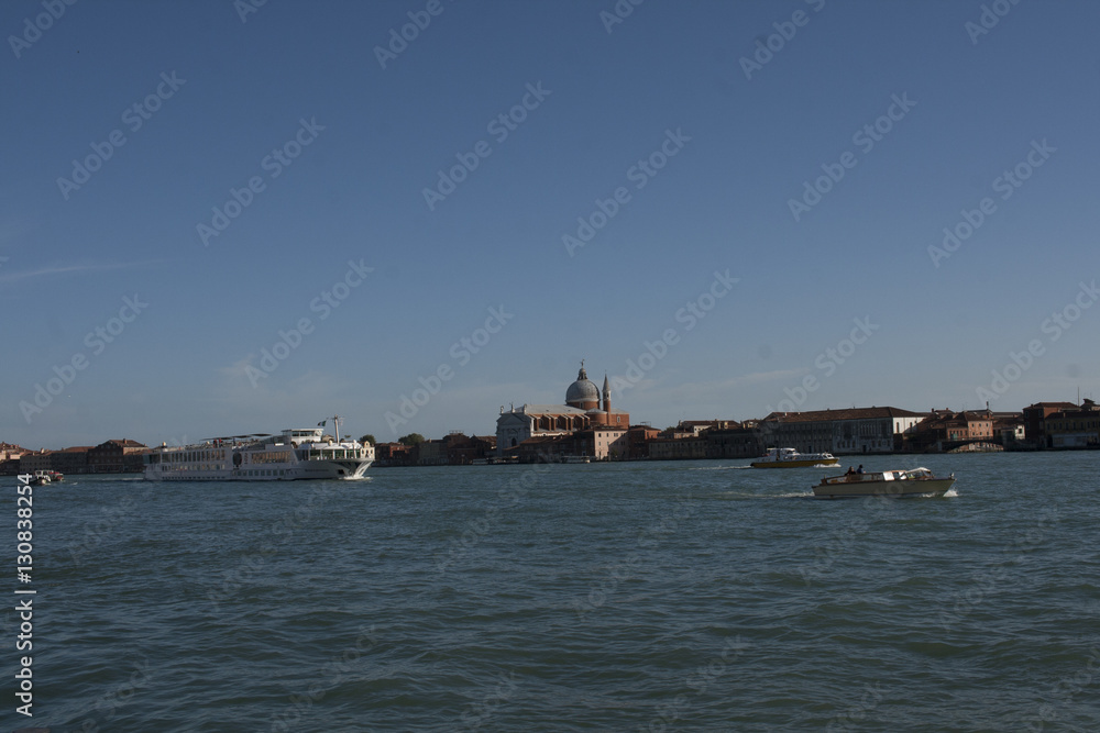 barche a  venezia