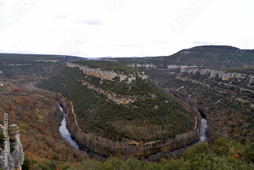 RIO EBRO EN PESQUERA DE EBRO photo