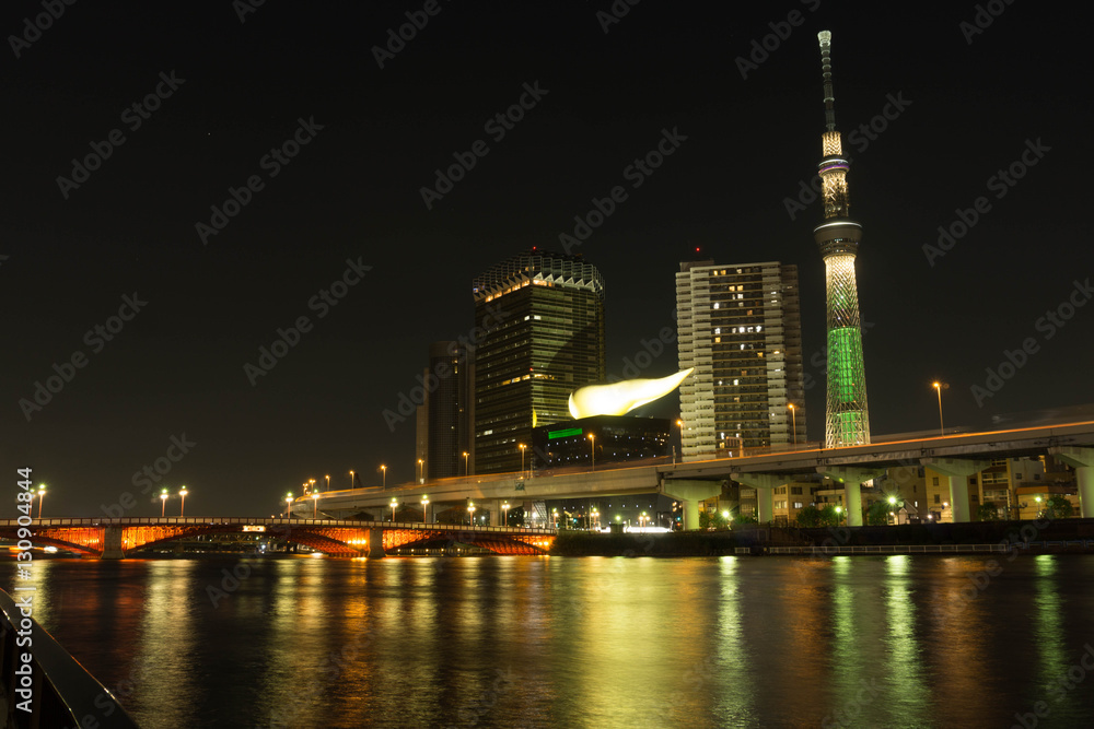 Obraz premium Japan Sky Tree at night