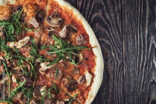 Pizza with chicken and mush...