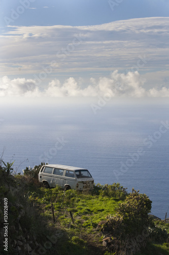 verlassener Bus auf La Palma © world wild photo